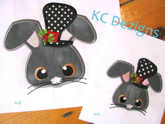 Christmas Mouse with Top Hat: A Seller's Review
